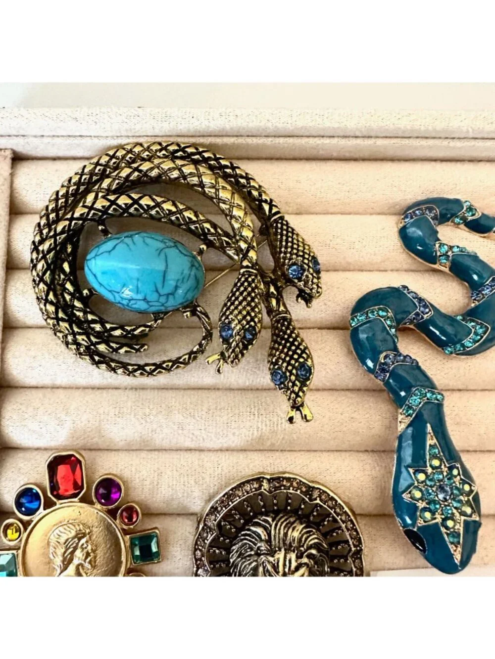 Costume Jewelry Lot Snake Pendant Brooch Pin Owl Sunflower Lion Gold Tone